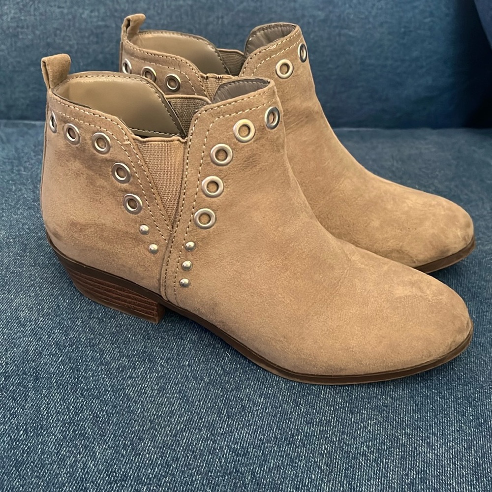 Girls suede booties